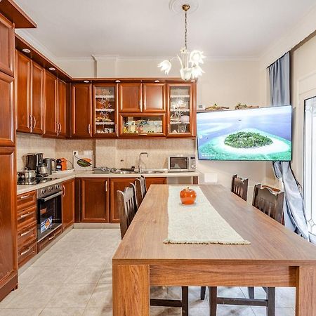 Апартаменты Fully Equipped And Family Friendly Skg Center Салоники Экстерьер фото